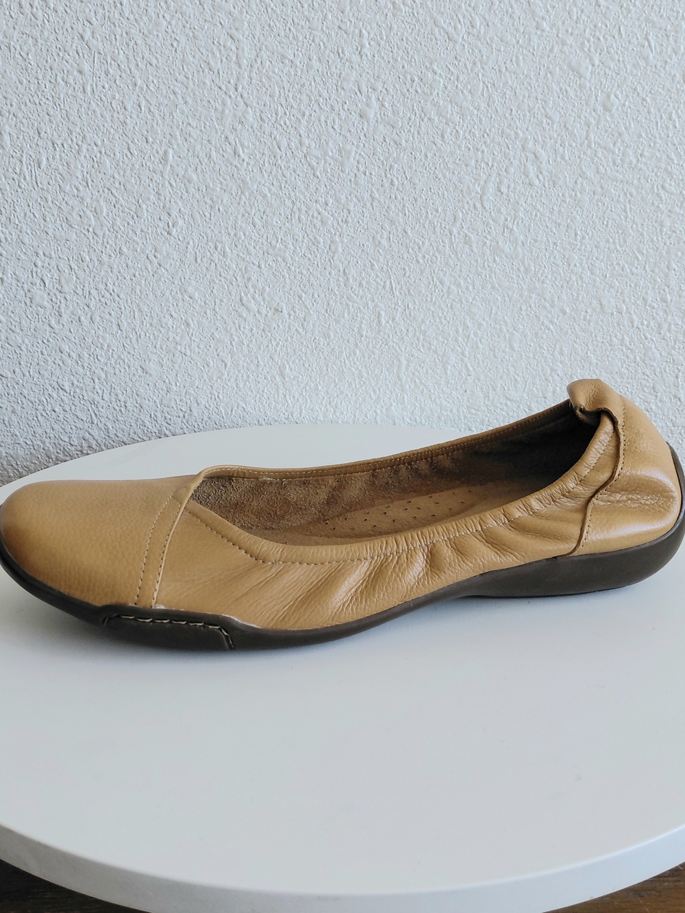 NATURALIZER Creston Mustard Leather Comfort Ballet Flats